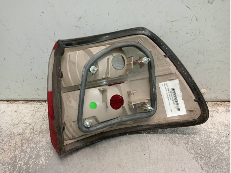 Recambio de piloto trasero izquierdo para opel omega b design edition berlina referencia OEM IAM   