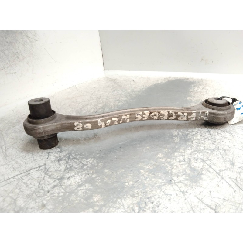 Recambio de brazo suspension superior trasero derecho para mercedes clase c (w204) berlina c 200 cdi blueefficiency (204.001) re