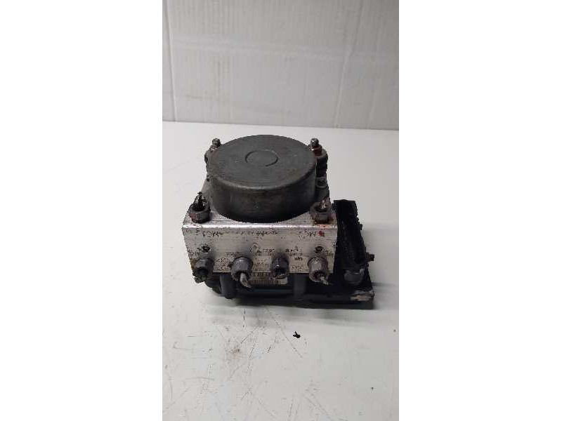 Recambio de abs para dacia logan 1.4 cat referencia OEM IAM 0265232110 0265800584 8200756092