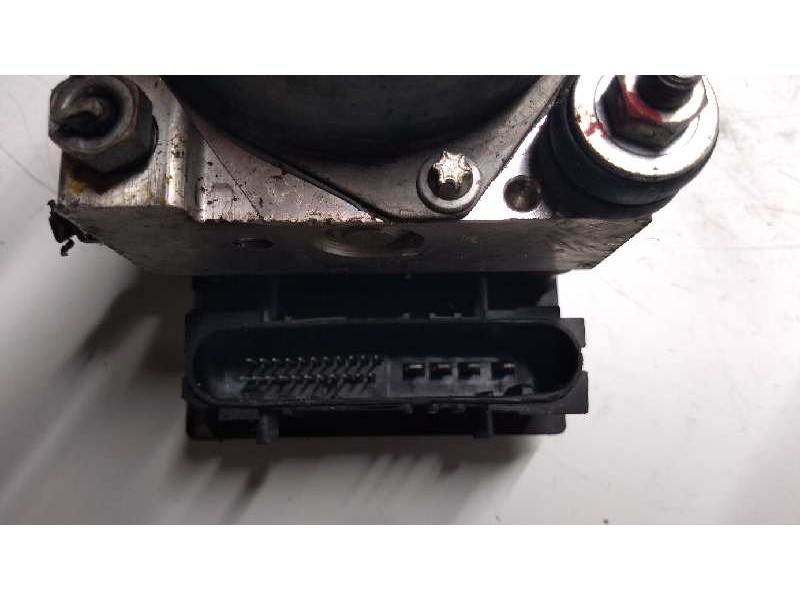 Recambio de abs para dacia logan 1.4 cat referencia OEM IAM 0265232110 0265800584 8200756092