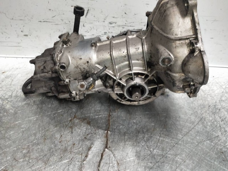 Recambio de caja cambios para mercedes mb 100 d referencia OEM IAM 4077182301 024916 