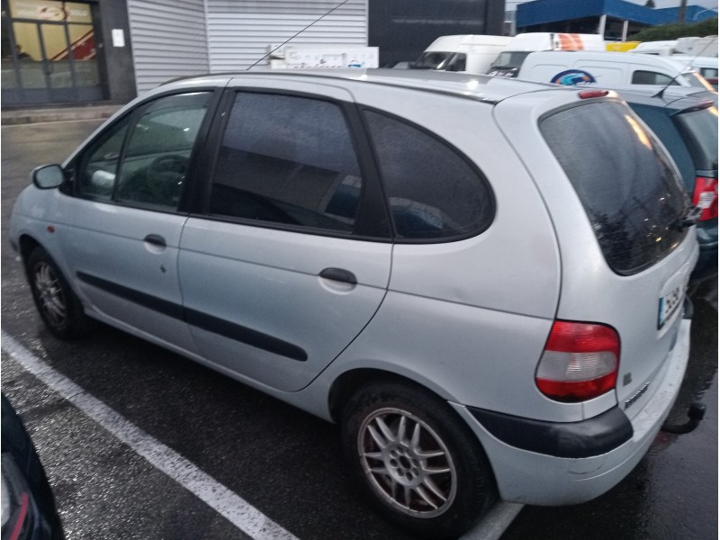 renault scenic (ja..) del año 2003