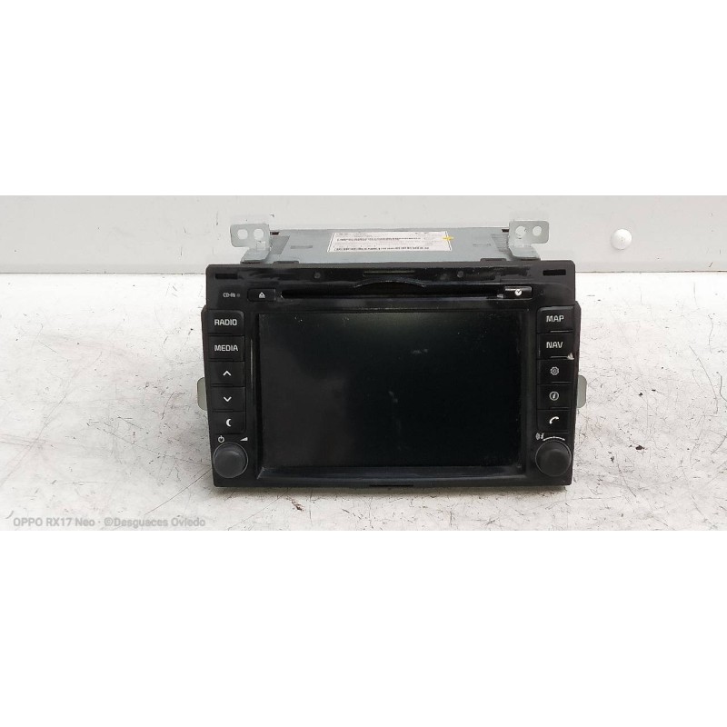 Recambio de sistema navegacion gps para kia sportage drive 4x2 referencia OEM IAM 965603U700WK  