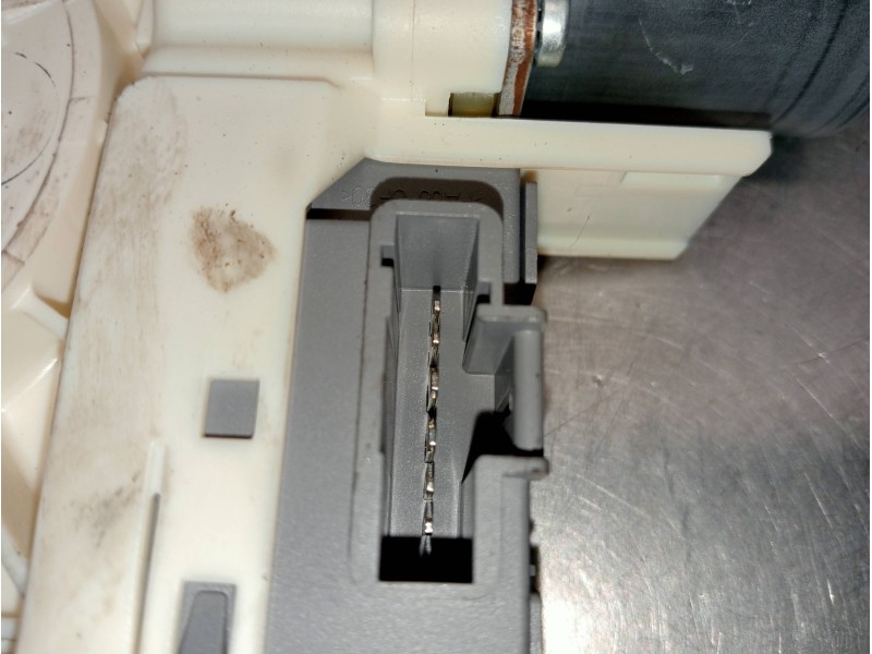 Recambio de elevalunas trasero derecho para citroen c4 berlina collection referencia OEM IAM 9646595580 994336104 5P