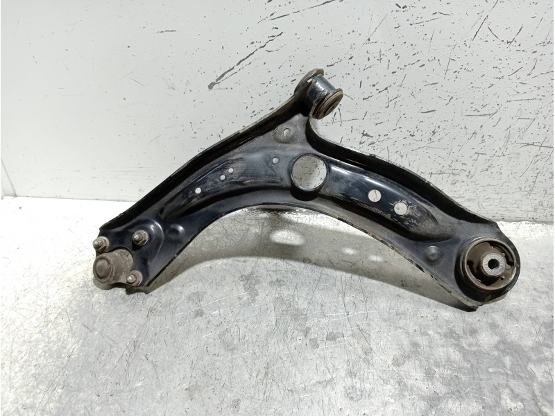Recambio de brazo suspension inferior delantero derecho para volkswagen golf vii lim. (bq1) advance referencia OEM IAM 5Q0407152