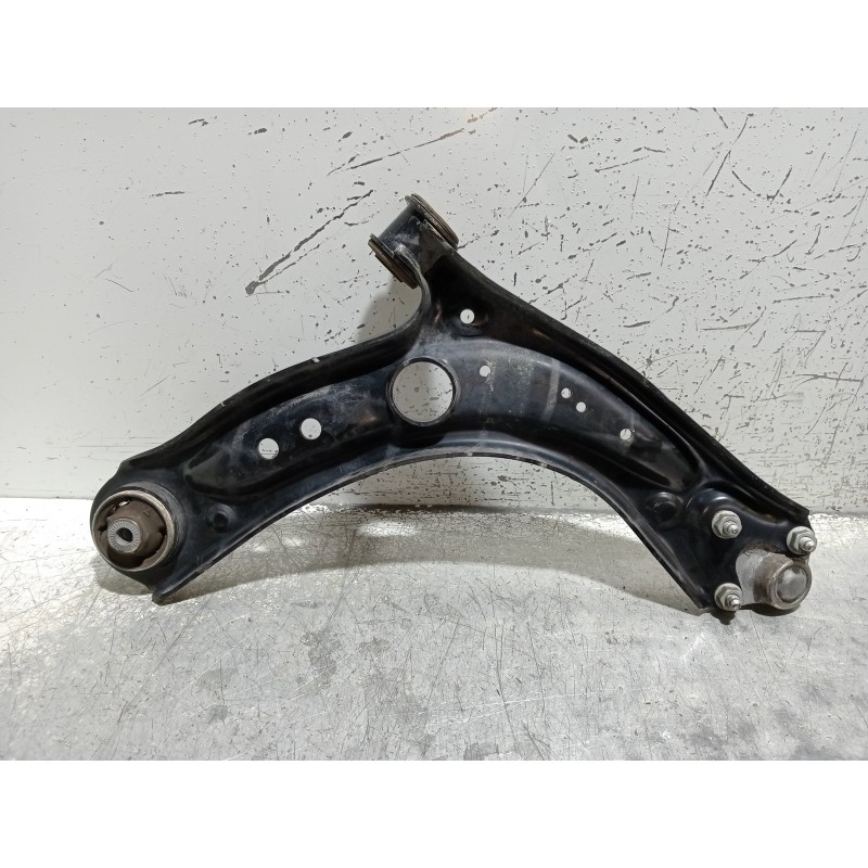 Recambio de brazo suspension inferior delantero izquierdo para volkswagen golf vii lim. (bq1) advance referencia OEM IAM 5Q04071