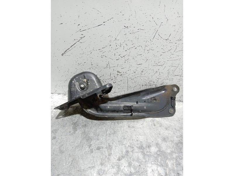 Recambio de brazo suspension superior trasero derecho para volkswagen golf vii lim. (bq1) advance referencia OEM IAM 5Q0505226C 