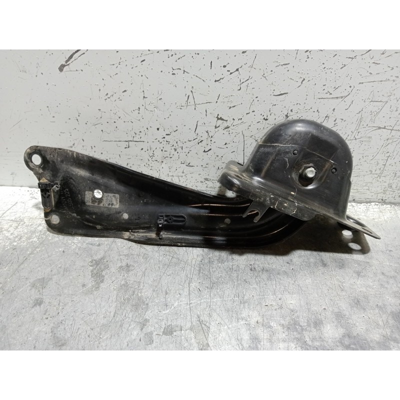 Recambio de brazo suspension superior trasero derecho para volkswagen golf vii lim. (bq1) advance referencia OEM IAM 5Q0505225C 