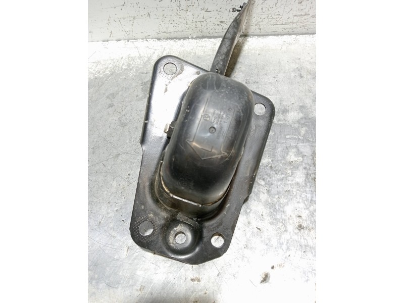 Recambio de brazo suspension superior trasero derecho para volkswagen golf vii lim. (bq1) advance referencia OEM IAM 5Q0505225C 