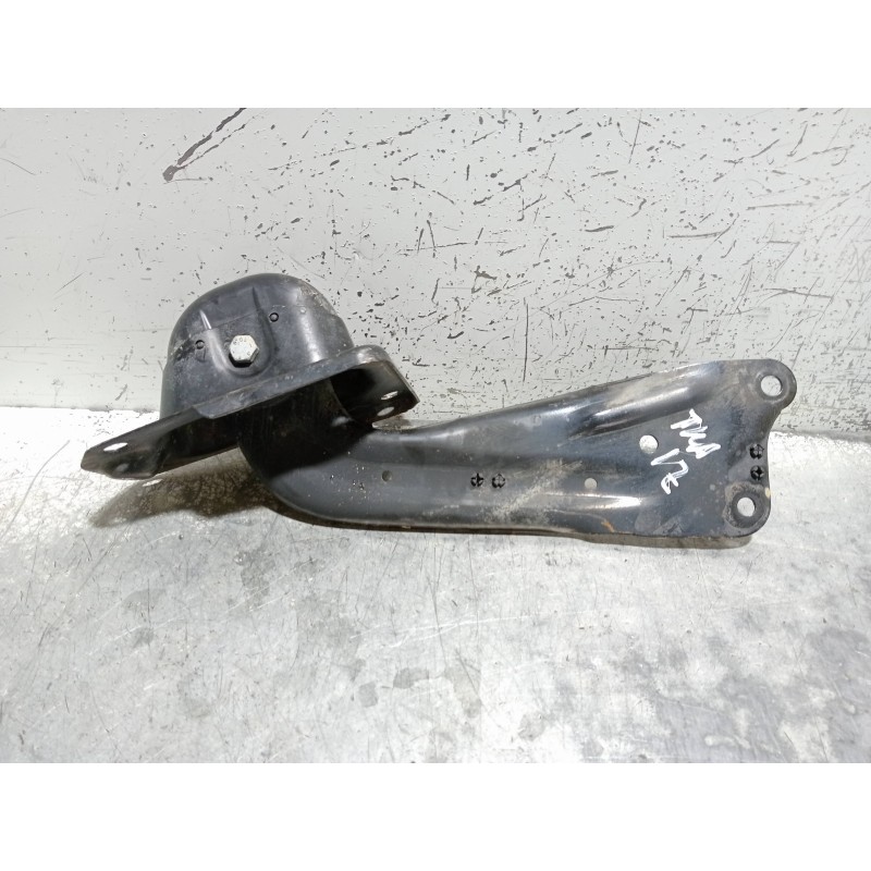 Recambio de brazo suspension superior trasero derecho para volkswagen golf vii lim. (bq1) advance referencia OEM IAM 5Q0505225C 