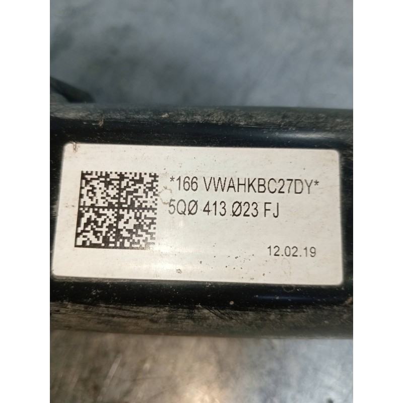 Recambio de amortiguador delantero derecho para volkswagen golf vii lim. (bq1) advance referencia OEM IAM 5Q0413023FJ 5Q0412014P