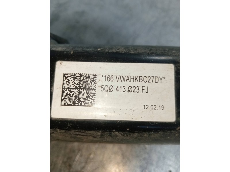 Recambio de amortiguador delantero derecho para volkswagen golf vii lim. (bq1) advance referencia OEM IAM 5Q0413023FJ 5Q0412014P