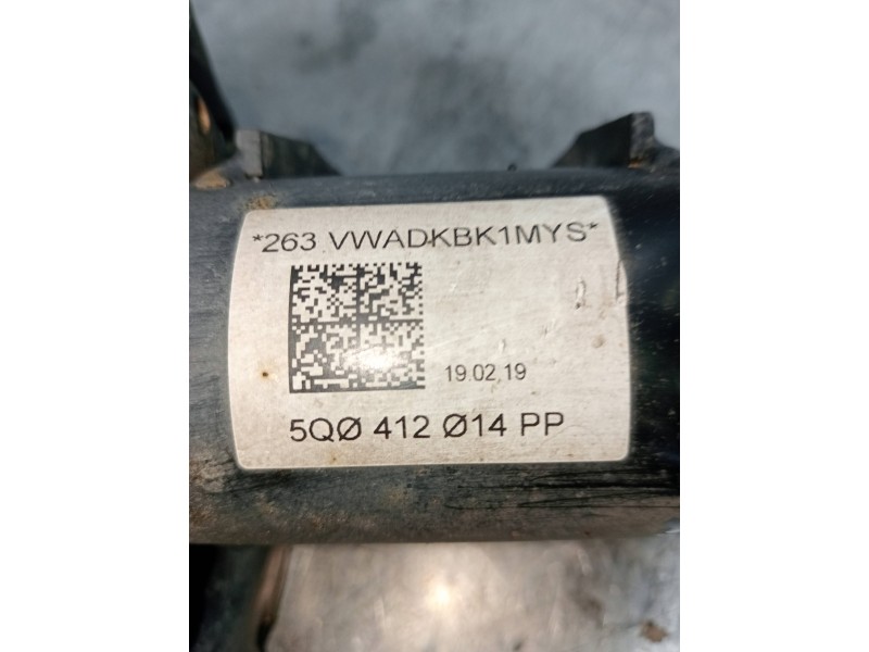 Recambio de amortiguador delantero derecho para volkswagen golf vii lim. (bq1) advance referencia OEM IAM 5Q0413023FJ 5Q0412014P
