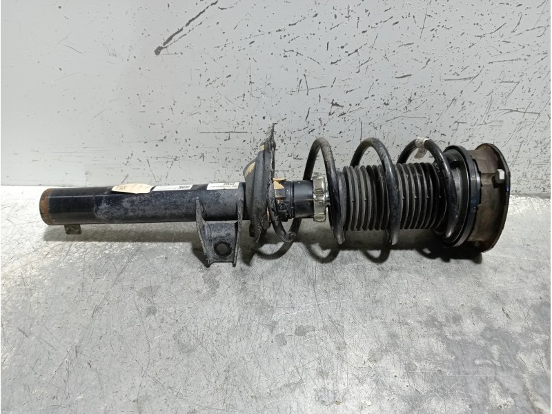 Recambio de amortiguador delantero izquierdo para volkswagen golf vii lim. (bq1) advance referencia OEM IAM 5Q0413023FJ 5Q041201