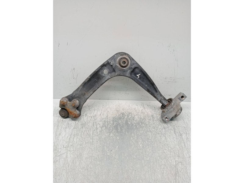 Recambio de brazo suspension inferior delantero derecho para peugeot 508 sw active referencia OEM IAM   