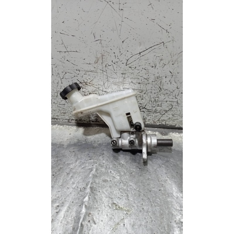 Recambio de bomba freno para kia sportage drive 4x2 referencia OEM IAM   