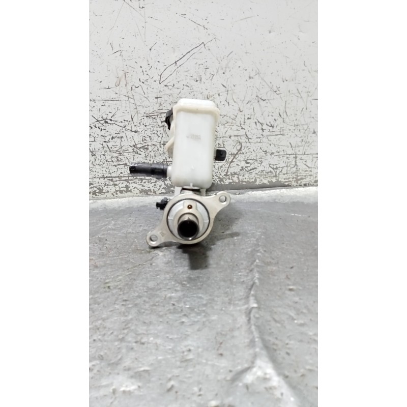 Recambio de bomba freno para kia sportage drive 4x2 referencia OEM IAM   