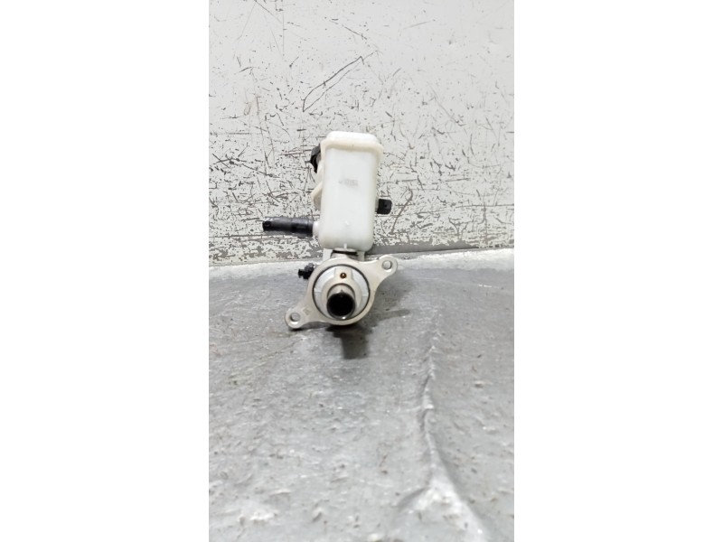 Recambio de bomba freno para kia sportage drive 4x2 referencia OEM IAM   