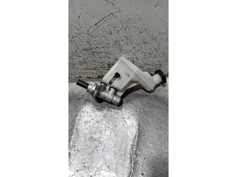 Recambio de bomba freno para kia sportage drive 4x2 referencia OEM IAM   