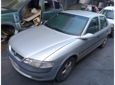 opel vectra b berlina del año 1998