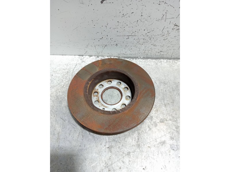 Recambio de disco freno trasero para volkswagen golf vii lim. (bq1) advance referencia OEM IAM   