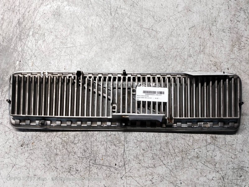 Recambio de rejilla delantera para volvo serie 460 2.0i glt referencia OEM IAM   