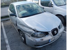 seat ibiza (6l1) del año 2004