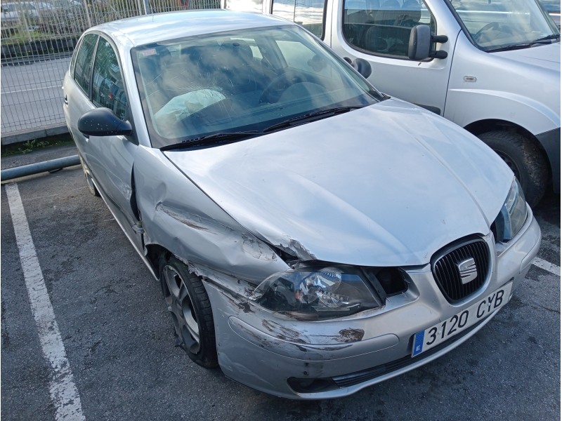 seat ibiza (6l1) del año 2004