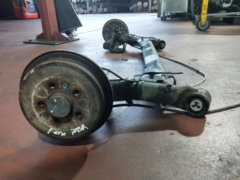 Recambio de puente trasero para volkswagen fox (5z1) básico referencia OEM IAM   ABS