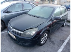 opel astra h berlina del año 2004