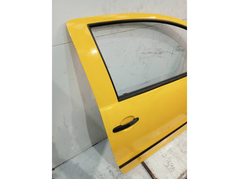 Recambio de puerta delantera derecha para volkswagen fox (5z1) básico referencia OEM IAM   3P