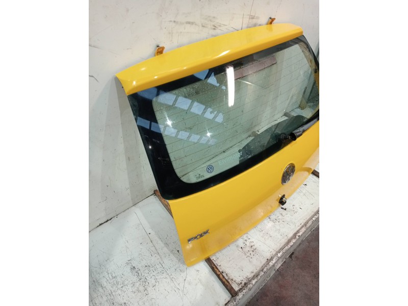 Recambio de porton trasero para volkswagen fox (5z1) básico referencia OEM IAM   