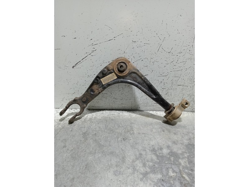 Recambio de brazo suspension inferior delantero izquierdo para peugeot 407 sw st confort referencia OEM IAM   