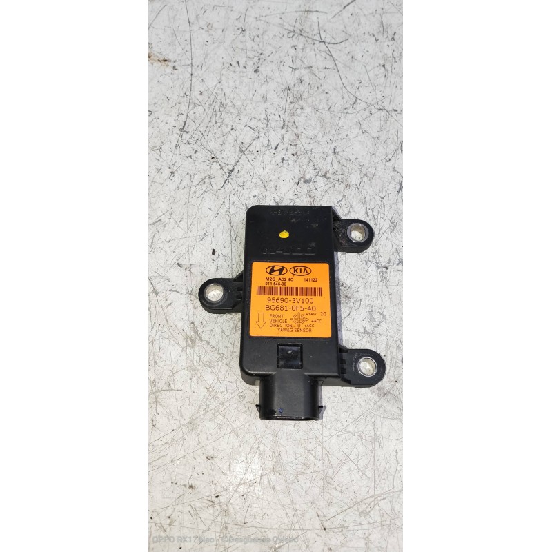 Recambio de modulo electronico para kia sportage drive 4x2 referencia OEM IAM 956903V100 BG6810F540 