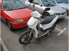 peugeot tweet 125 del año 2014