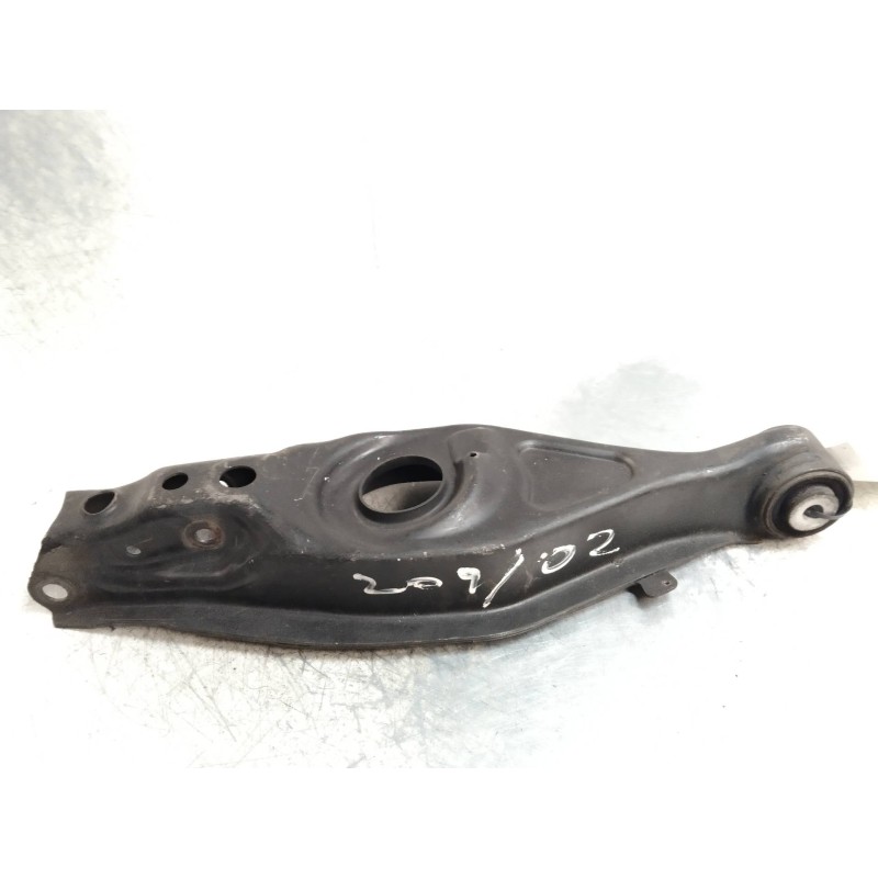 Recambio de brazo suspension inferior trasero izquierdo para mercedes clase clk (w209) coupe 2.7 cdi 20v cat referencia OEM IAM 