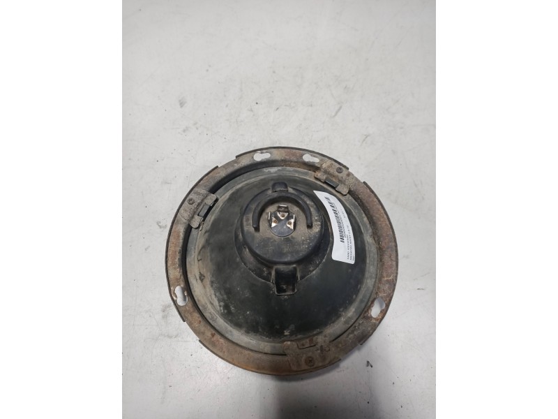 Recambio de faro izquierdo para daihatsu rocky 2.8 td referencia OEM IAM   