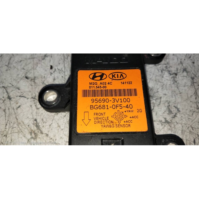 Recambio de modulo electronico para kia sportage drive 4x2 referencia OEM IAM 956903V100 BG6810F540 