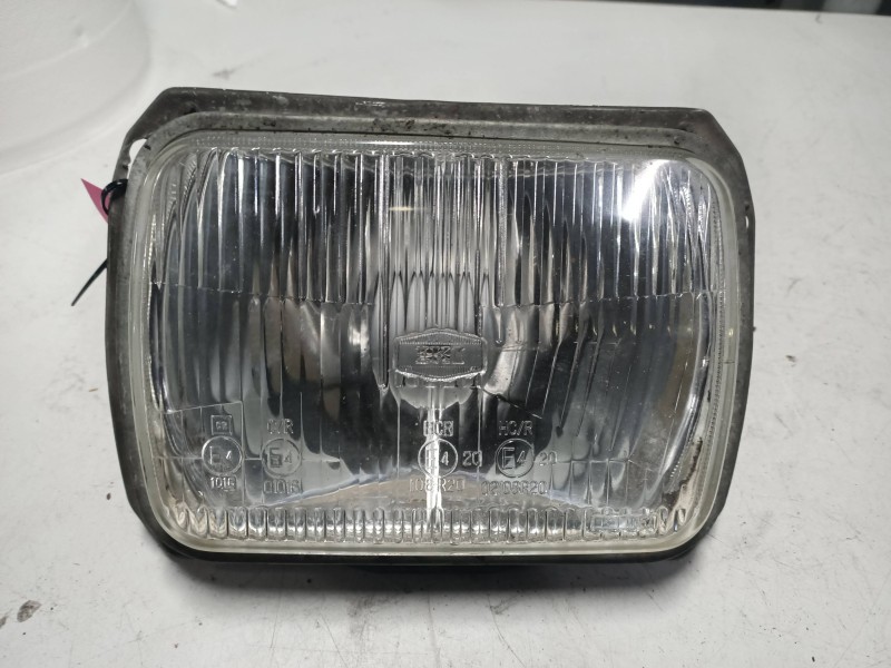 Recambio de faro derecho para daihatsu rocky 2.8 td referencia OEM IAM   