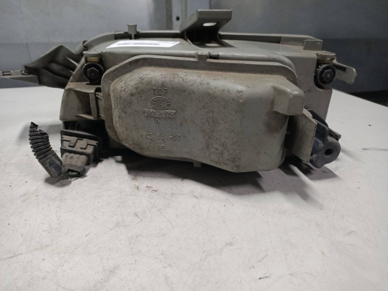 Recambio de faro derecho para fiat punto berl. (176) 1.2 cat referencia OEM IAM R14295600  