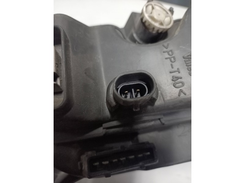 Recambio de faro izquierdo para fiat punto berlina (188) 1.9 diesel eco referencia OEM IAM 89100449  