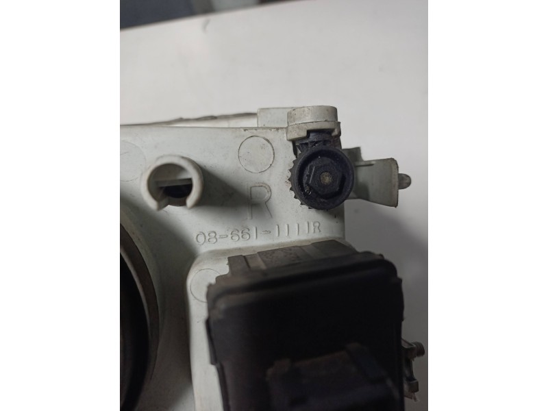Recambio de faro derecho para fiat punto berlina (176) 55 s referencia OEM IAM 086611111  