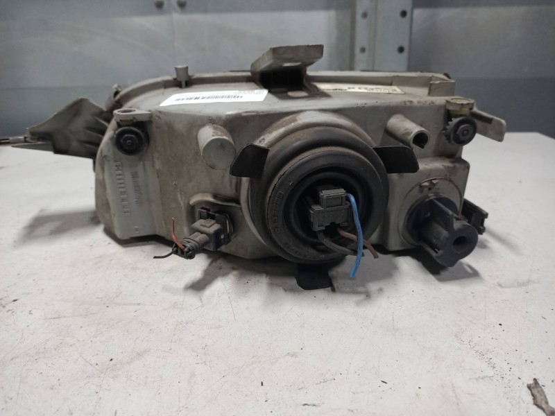 Recambio de faro derecho para fiat punto berl. (176) 55 s referencia OEM IAM 46402649 36460748 