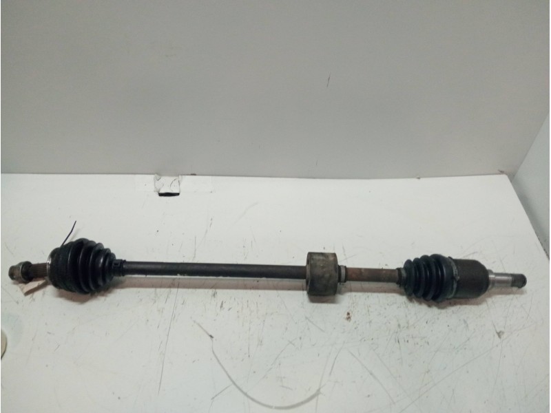 Recambio de transmision delantera derecha para fiat punto berlina (176) 1.1 referencia OEM IAM    Recambio de transmision delantera derecha para fiat punto berlina (176) 1.1 referencia OEM IAM