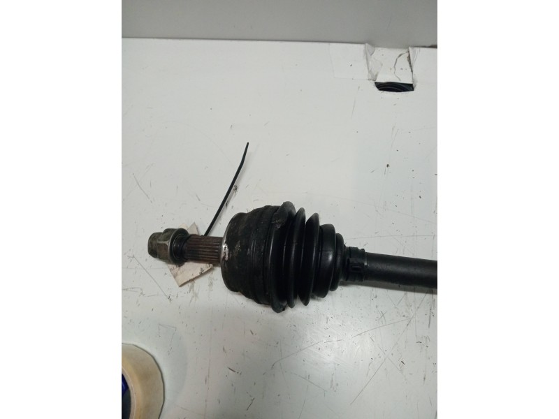 Recambio de transmision delantera derecha para fiat punto berlina (176) 1.1 referencia OEM IAM    Recambio de transmision delantera derecha para fiat punto berlina (176) 1.1 referencia OEM IAM