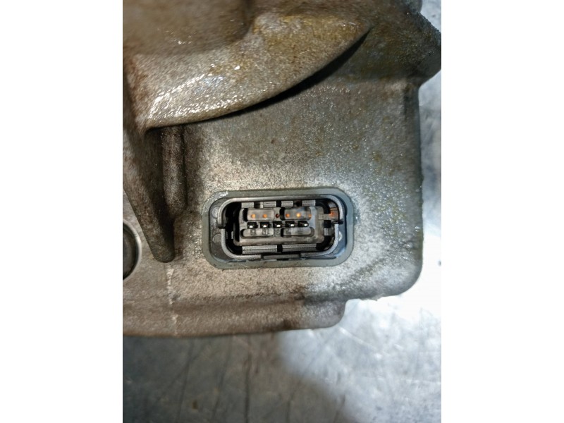 Recambio de bomba direccion para peugeot 308 confort referencia OEM IAM 9686207180  