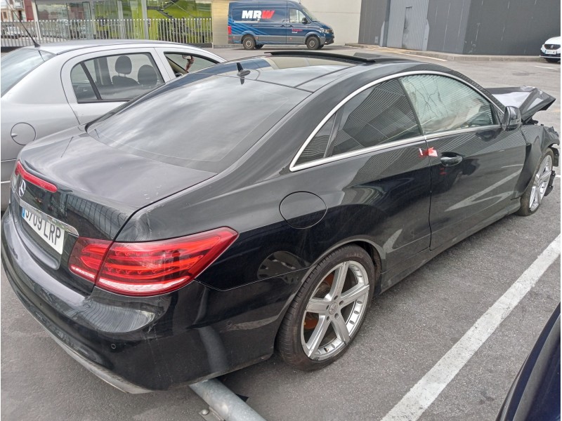 mercedes clase clk (w207) coupe del año 2021