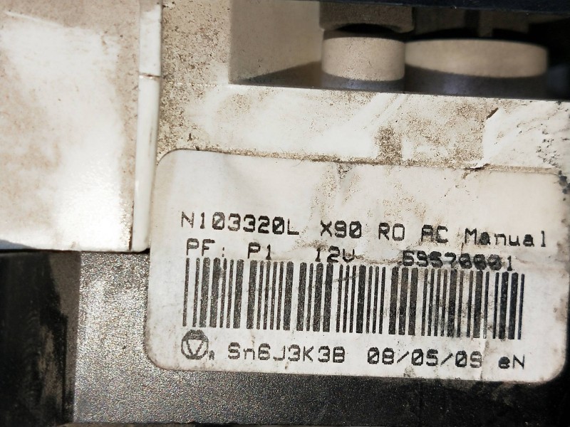 Recambio de mando calefaccion / aire acondicionado para dacia logan laureate referencia OEM IAM N103320L  