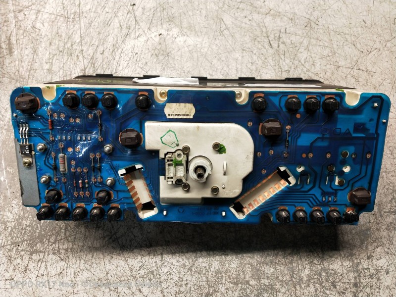 Recambio de cuadro instrumentos para volvo serie 460 2.0i glt referencia OEM IAM 647013 46663302 