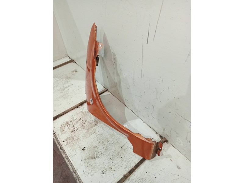 Recambio de aleta delantera derecha para citroen c3 pluriel 1.6 16v sensodrive referencia OEM IAM   